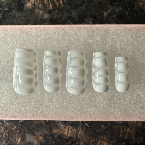 “Alfredo” Press On Set by LoveScottiNails - Picture 2 of 9